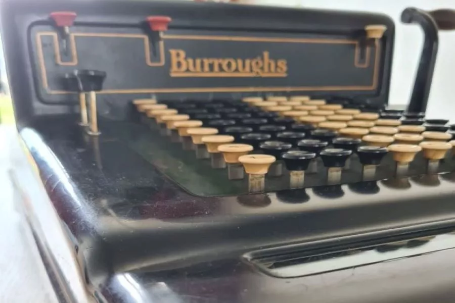 Rechenmaschine neu 1.jpg